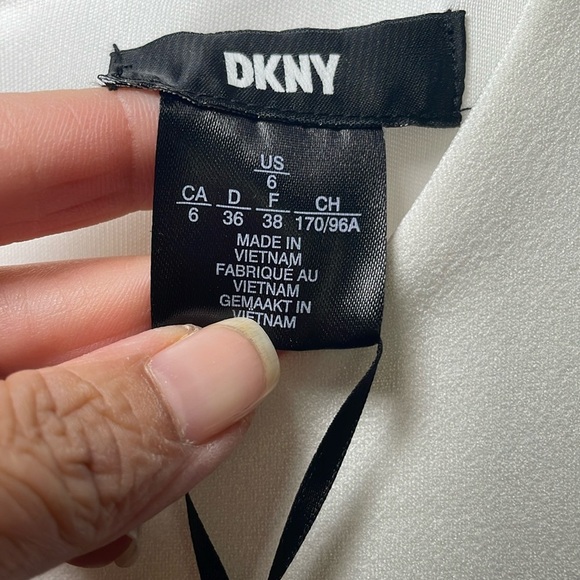 DKNY white dress with flared short sleeves sz 6 - Picture 4 of 6